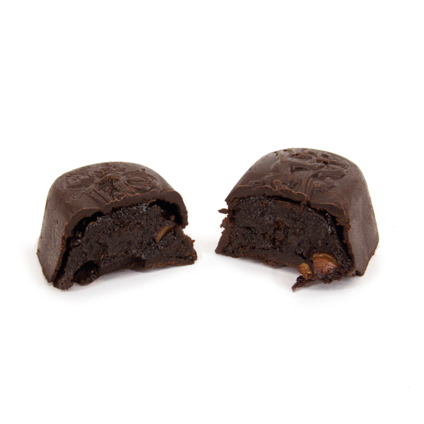 Конфеты чернослив с миндалём в шоколадной глазури 210г